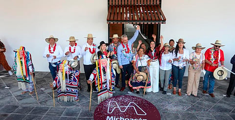 Inaugura Bedolla mercado de Pátzcuaro; referente económico, turístico y cultural de la región