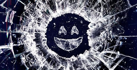 ¿Sabes por qué la serie se llama Black Mirror?