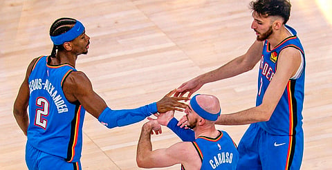 Knicks recuperan ventaja en Detroit en un duelo cardíaco