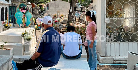 Día de las Madres: entre flores, memorias y lágrimas en el Panteón Municipal de Morelia