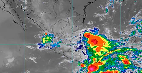 Se forma tormenta tropical "Erick" en el Pacífico