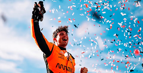 Pato O’Ward gana en Iowa y se coloca segundo en la IndyCar 2025
