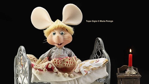 Archivo Casasola libera foto nunca antes vista de Topo Gigio bebé en brazos de su mamá