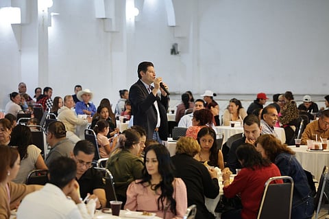 En Puruándiro, Alfonso Martínez promueve riqueza cultural de Morelia