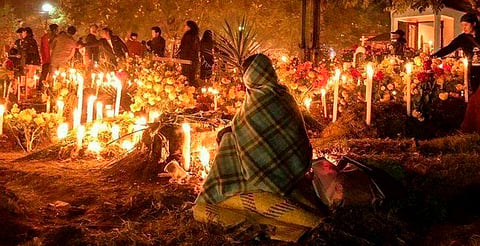 Comunidades llaman al respeto de las ofrendas purépechas en Noche de Muertos