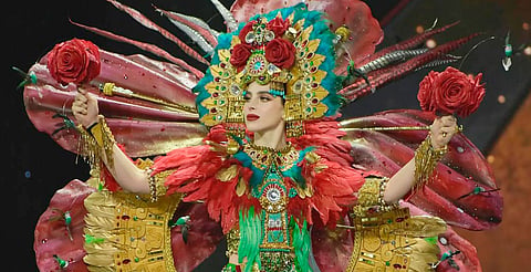 Fue diseñado por Fernando Ortiz, experto en moda con raíces culturales