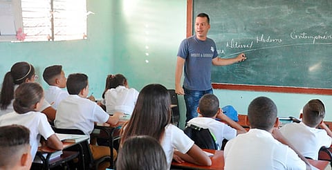 Secretaría de Educación afirma que habrá sanciones económicas a aviadores