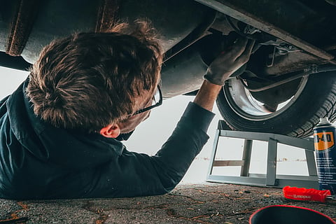 Checklist de Año Nuevo: así debes preparar tu coche para un viaje largo