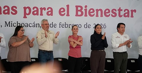 Entre gritos de bienvenida llega la presidenta Claudia Sheinbaum al estadio Venustiano Carranza