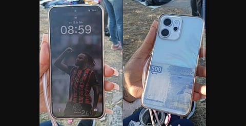 Chava en Morelia halla celular y en vez de quedárselo busca a su dueño
