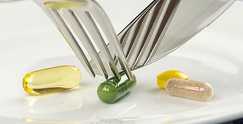 Frutas, verduras, legumbres y pescados grasos pueden sustituir varias cápsulas