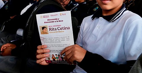 Van por el registro de 322 mil 824 niñas y niños de primaria para la beca Rita Cetina