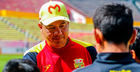 Expulsión y escándalo: DT del Club Atlético Morelia recibe sanción