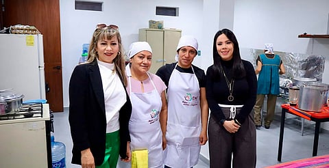 Con platillos desde $25 pesos, Diana Caballero impulsa alimentación digna en Queréndaro