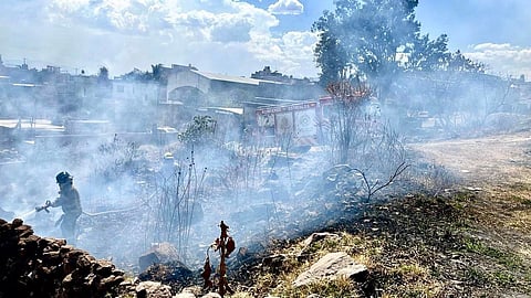 Incendio en casa habitación moviliza a Protección Civil en Morelia