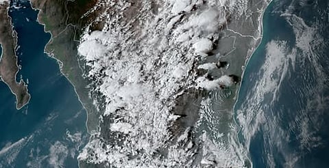 Imágenes satelitales alertan por lluvias que se intensificarán en gran parte de México