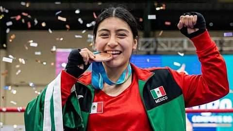 Michoacana hace historia: Sofía Ramírez gana medalla mundial de boxeo en Tailandia