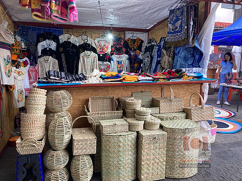 K’uínchekua, vitrina mundial para la artesanía pese al regateo