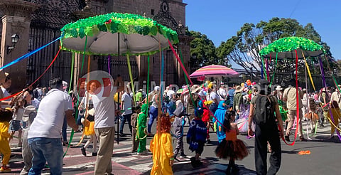 Con disfraces de animalitos y flores, celebran la llegada de la primavera en Morelia