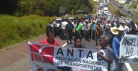 Transportistas anuncian paro nacional en plenas vacaciones