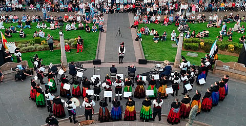 Música y tradición llenan de vida la Plaza Vasco de Quiroga