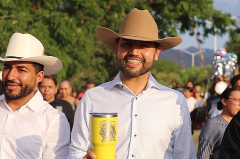 Destaca Octavio Ocampo producción platanera en inauguración de la Feria Regional del Plátano en Coahuayana