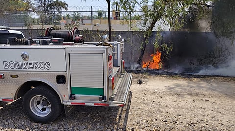 Reportan afectaciones por incendio de pastizal en Morelia