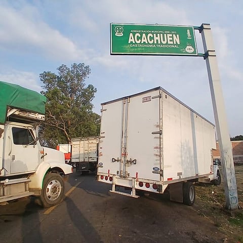 Comunidad de Acachuen denuncia ataque armado y mantiene bloqueo carretero