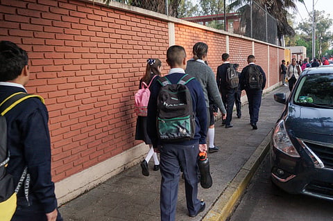 Cierre anticipado de clases afectaría a familias y comercios: Alfonso Martínez