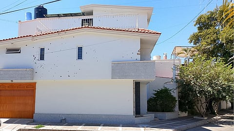 Atacan a balazos vivienda de Rocha Moya en Culiacán; aseguran que estaba abandonada