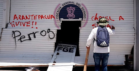 Fiscalía Anticorrupción reporta 15 carpetas de investigación dañadas tras protesta de Arantepacua