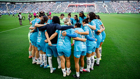 ¡Increíble voltereta! Rayadas deja fuera a Pachuca y enfrentará al América