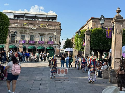 Cruceros y vuelos internacionales impulsan cifras récord en México