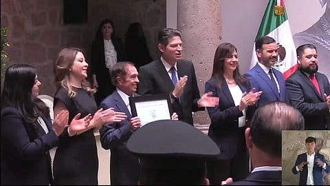 Entregan la presea “Generalísimo Morelos” al empresario Enrique Ramírez Villalón