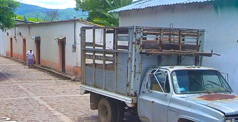 Cárteles ahora cobran "piso" por tener casa y vivir en Morelos, denuncia Obispo