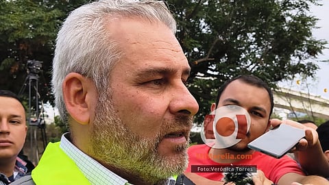 Hechos de violencia son por reacciones de la delincuencia a la estrategia de seguridad: Bedolla