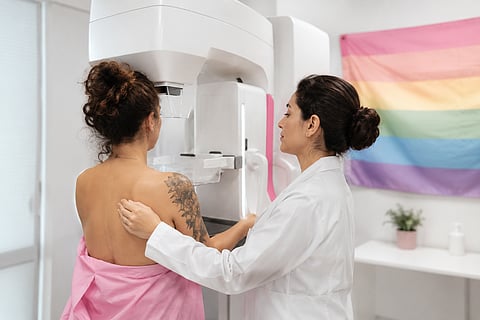 “El cáncer de mama no discrimina”: lanzan jornada gratuita para personas LGBTQ+