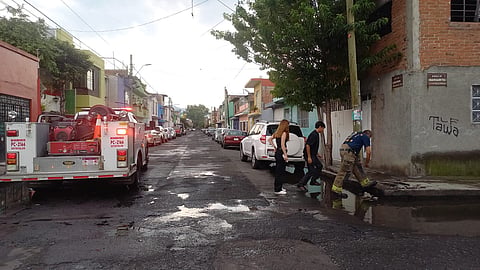Alarma en Morelia termina en falso reporte; hallan un celular en alcantarilla