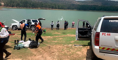Buscan a tres jóvenes desaparecidos tras incidente en kayak en la presa de Cointzio
