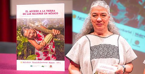Durante la presentación, se destacó la meta establecida por la Presidenta Claudia Sheinbaum Pardo de entregar 250 mil títulos agrarios de propiedad a mujeres de todo el país