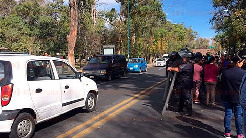 Al momento registra intensa carga vehicular en la zona