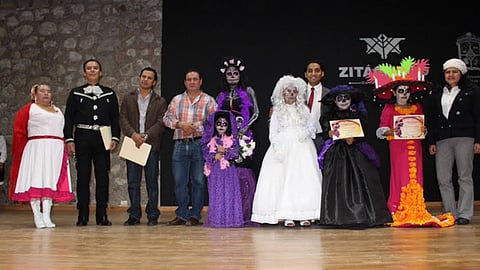 Galería: Premian a mejores catrinas de Zitácuaro