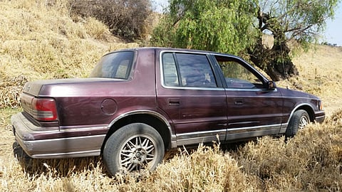 Un Chrysler, tipo Sedan y un Shadow verde, los autos (Foto: Ayuntamiento de Morelia)