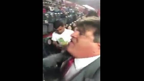 Anteriormente, Miguel Herrera tuvo un altercado con el comentarista Christian Martinoli (Foto: YouTube)