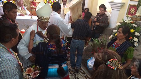 Suárez Inda anteriormente fue párroco de Tzintzuntzan y acudió como invitado especial (Foto: Josimar Lara)