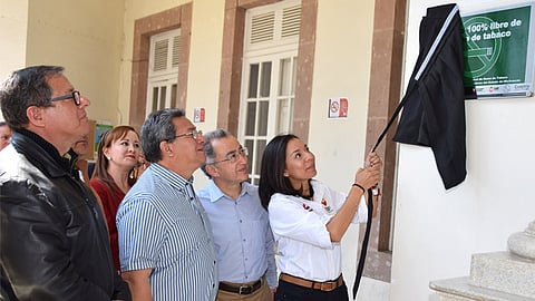 Karla Patricia Frausto Vázquez encabezó el develamiento de la placa (Foto: Cortesía)