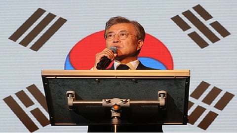 El líder surcoreano instó a ambas naciones a esforzarse más para acercarse (Foto: Archivo)