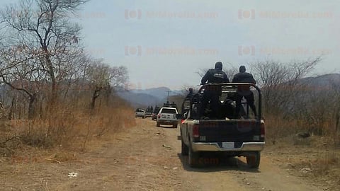 Una mujer policía sufrió un rozón de bala en el brazo derecho (Foto: RED113)