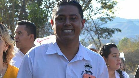 “Había gente que estaba interesada en que no ganara nuevamente Alejandro Chávez, porque él no se prestaba a ese tipo de manejos ni estaba dispuesto a entregarle la administración ni los recursos ni las policías al crimen organizado..."
(Foto: Facebook/ Mary Dimas)
