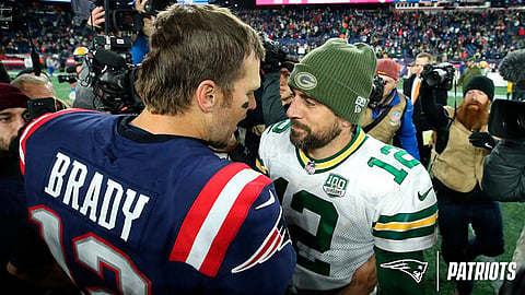 El duelo de leyendas se emparejó a un triunfo por bando: Aaron Rodgers ganó en 2014 en Lambeau Field; Tom Brady lo hizo en 2014 en el Gillette Stadium (Foto cortesía @Patriots)